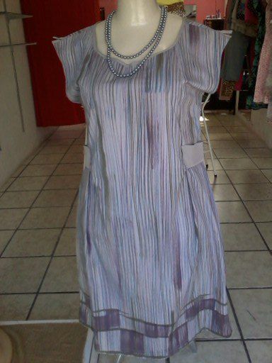 Vestido Tubo c Detalhes